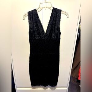 Black fitted guess dress